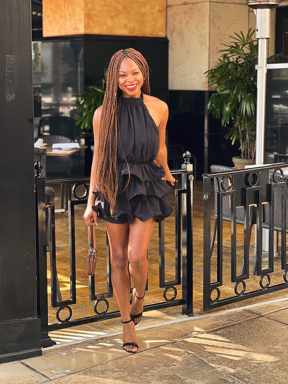 A BEAUTIFUL PIECE YOU MUST- HAVE IN YOUR CLOSET