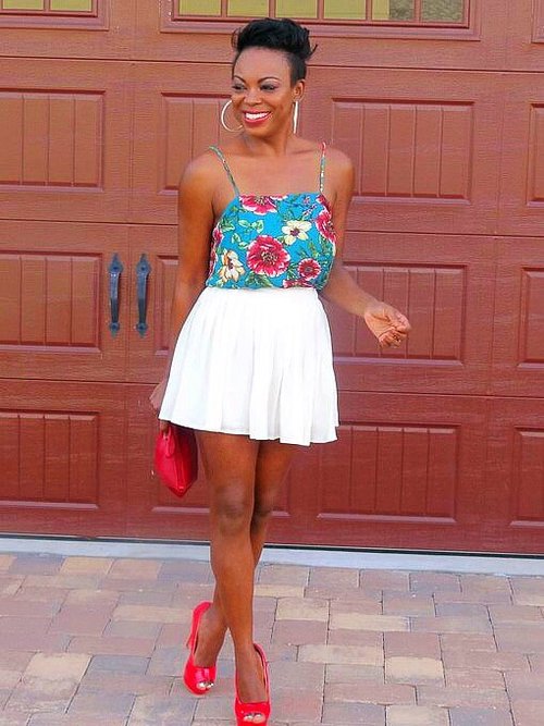 How To Make A Super Short Skirt Look Classy