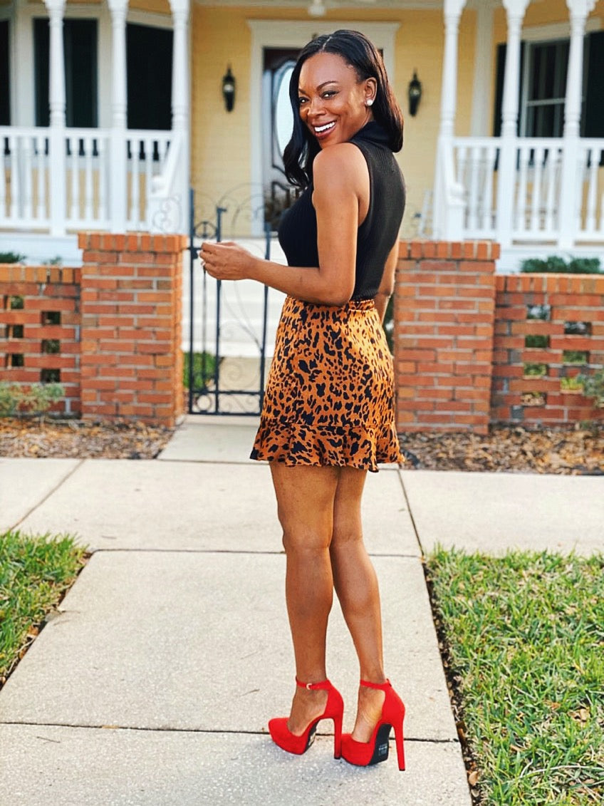How To Pair A Leopard Skirt With Red Heels