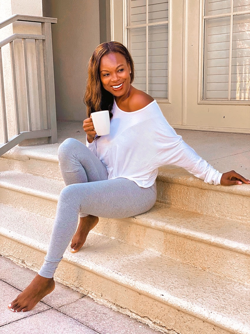 COMFY & COMFORTABLE - PERFECT FOR THE HOLIDAYS