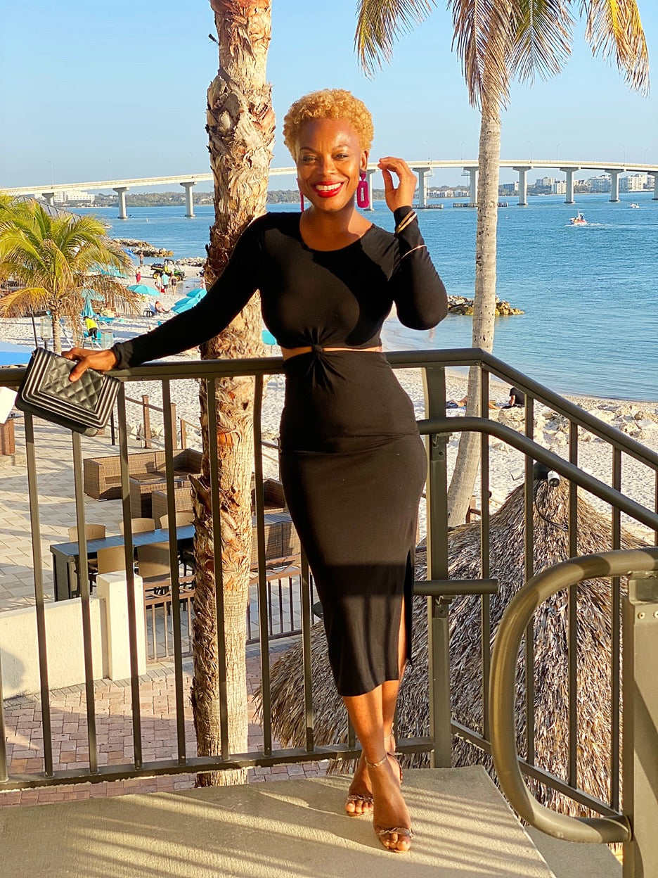 HOW TO WEAR YOUR MAXI BODYCON DRESS