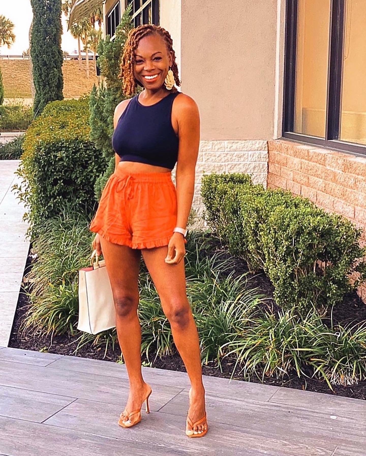 WHAT DO YOU WEAR FOR SPRING?