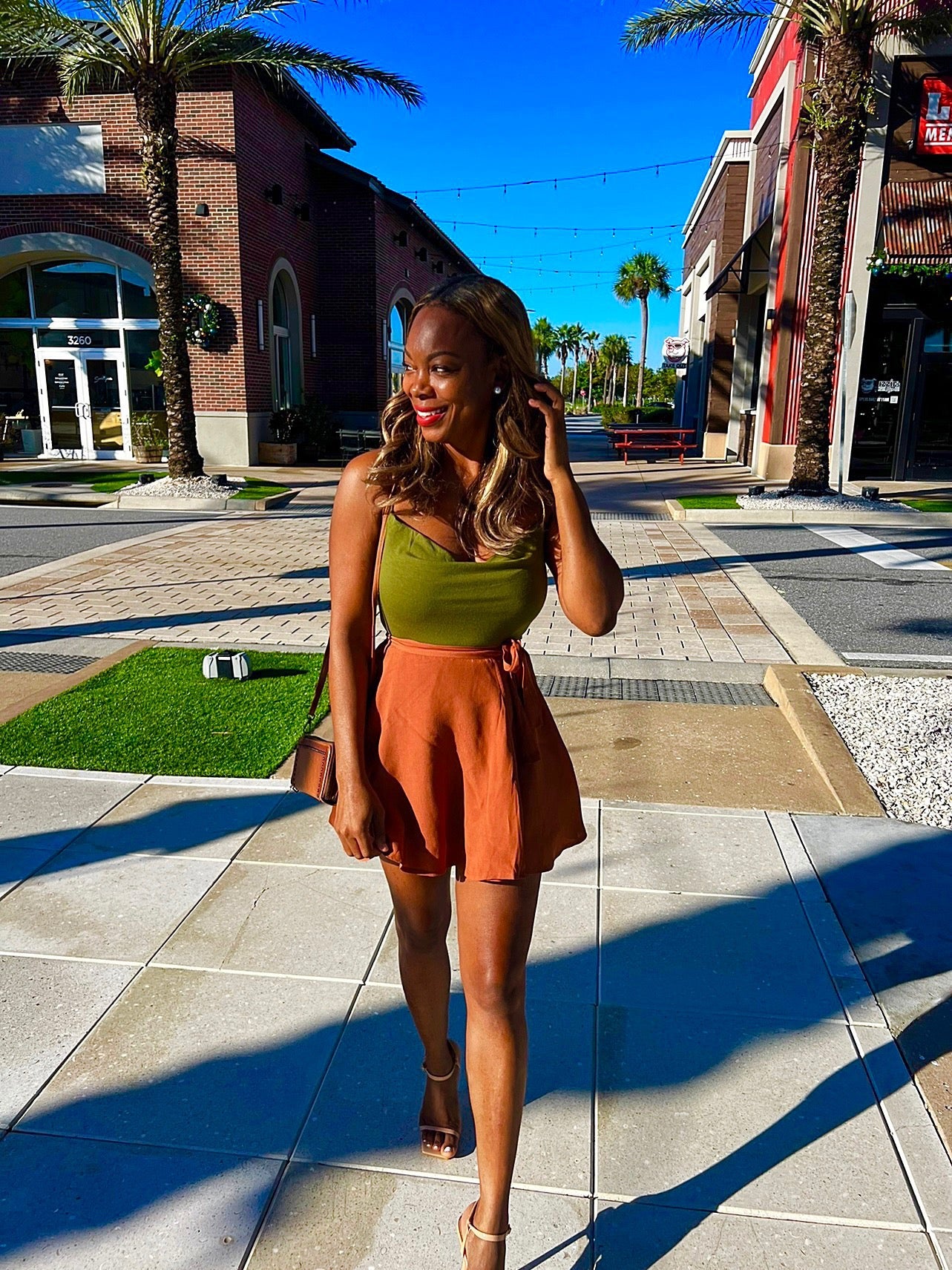 HOW TO STYLE YOUR FLARED SKIRT